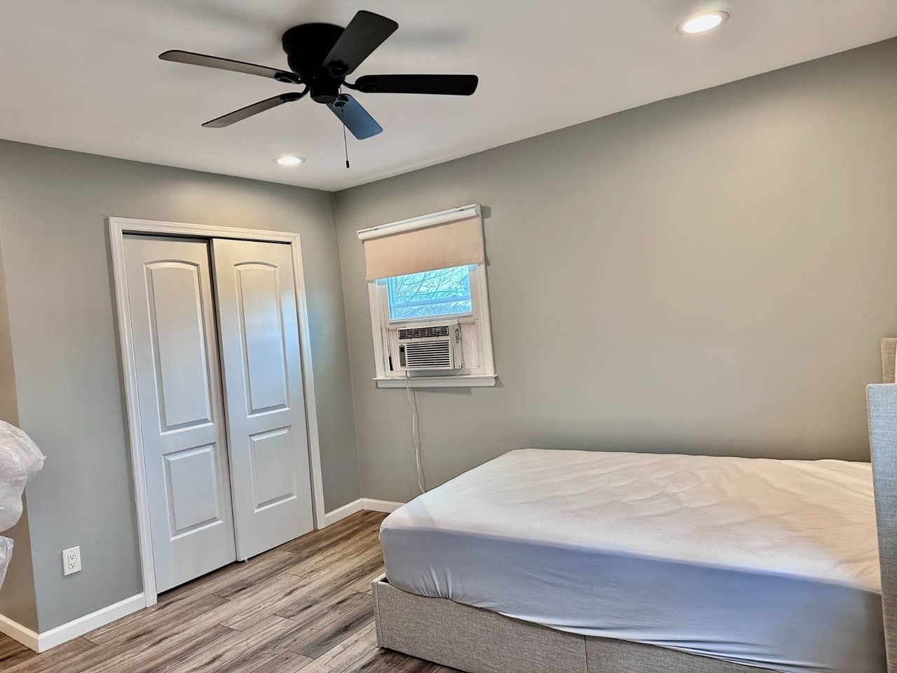 107 Fairview Ave - Photo 2 of 16