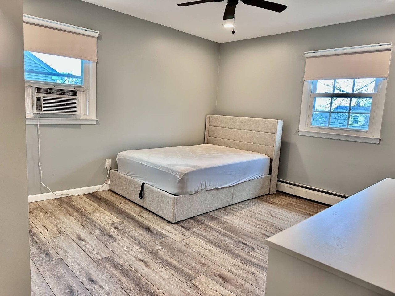 107 Fairview Ave - Photo 4 of 16