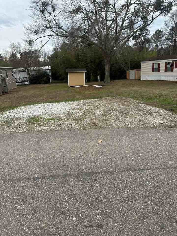 4477 Lee Rd #39