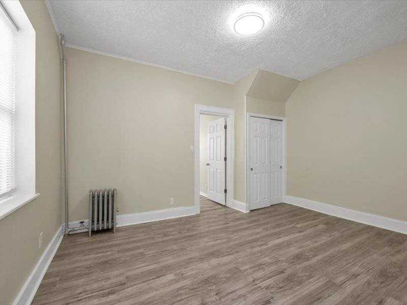 2741 Stillwell Ave - Photo 6 of 12