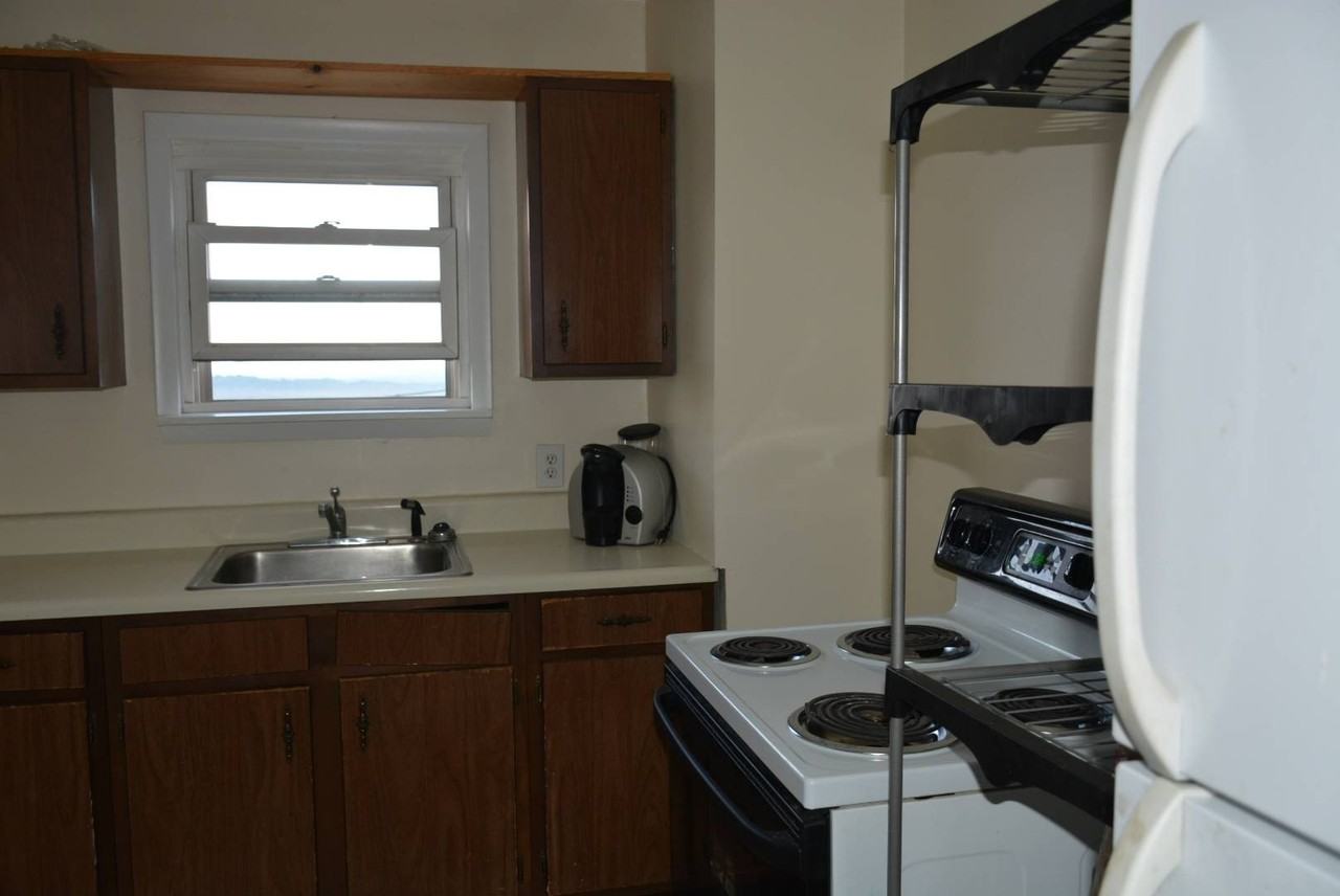 2 Western Ave - Photo 4 of 14