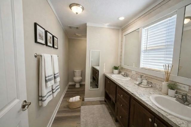 233 Barrow St #604 - Photo 3 of 5
