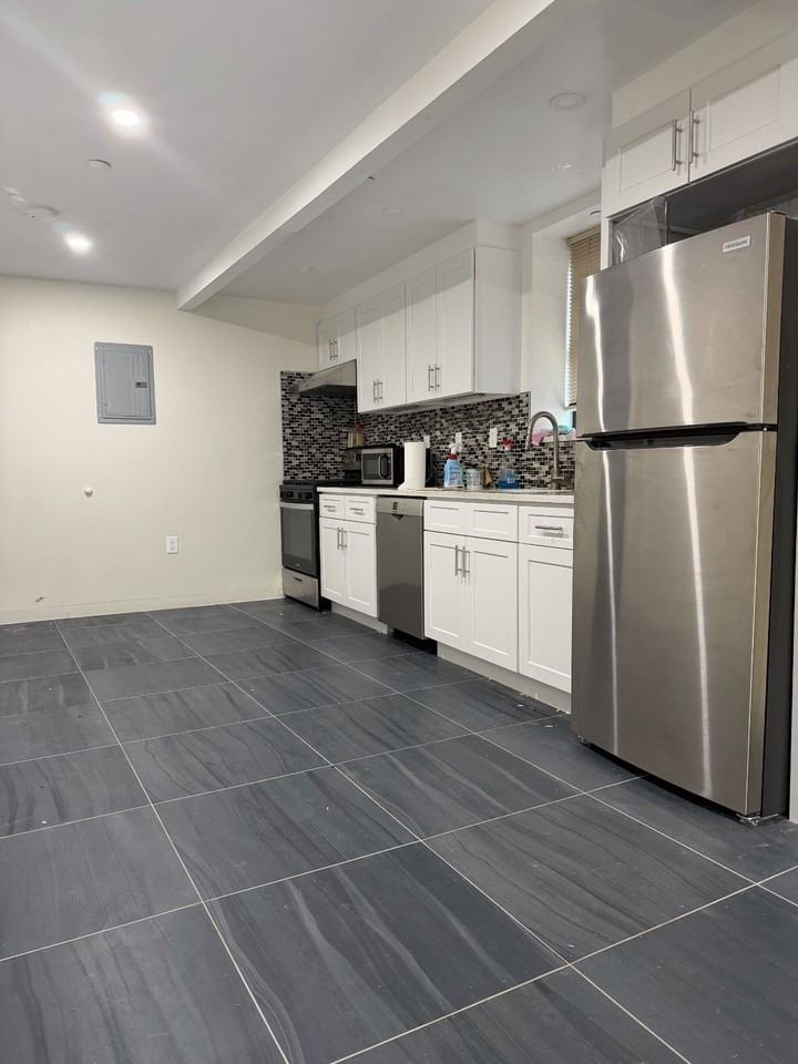 3641 Johnson Ave #1C - Photo 2 of 10