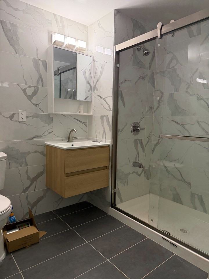 3641 Johnson Ave #1C - Photo 5 of 10