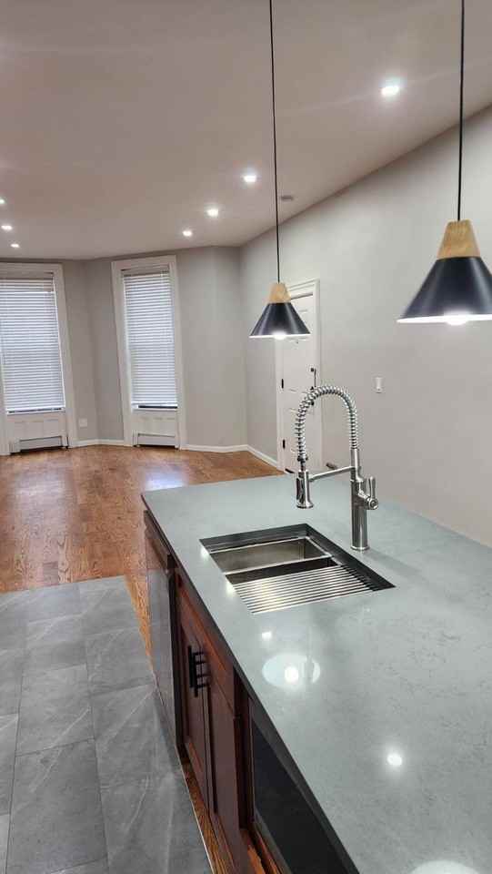 1232 Putnam Ave #2 - Photo 3 of 7