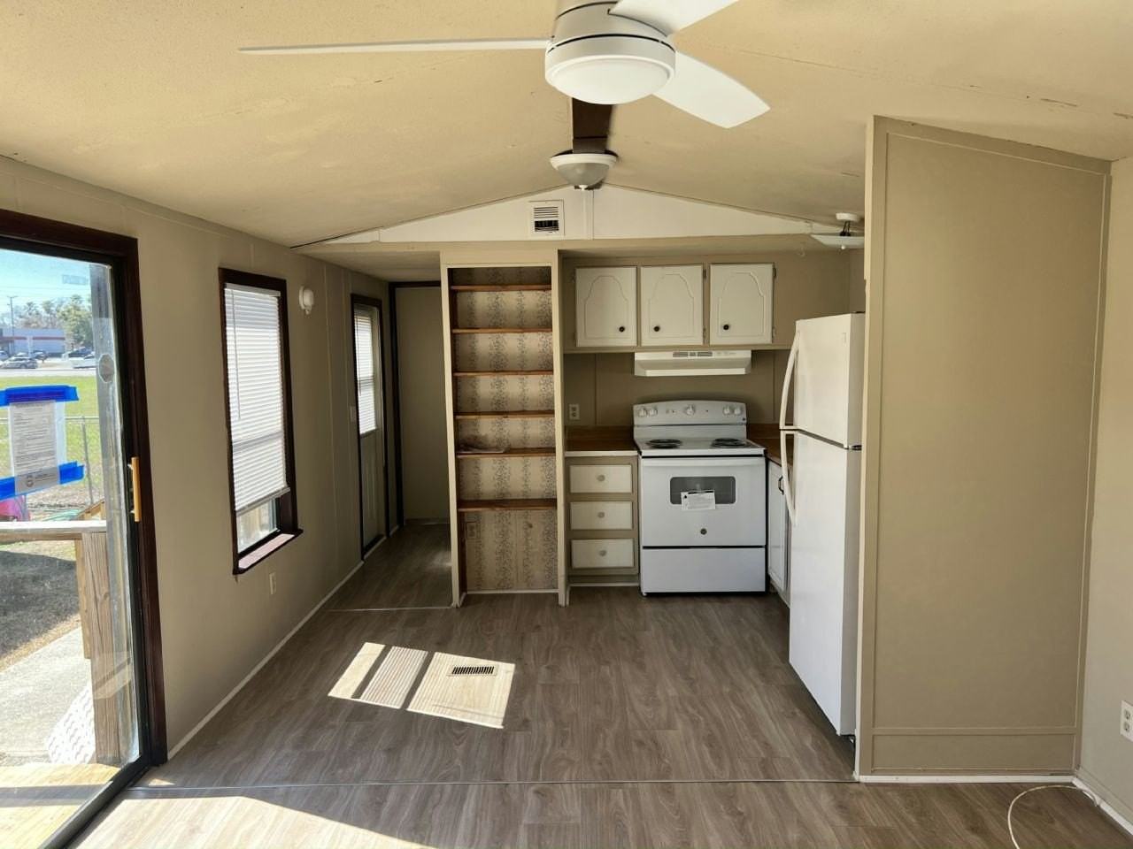 1125 Chicago Bulls St #1125 - Photo 3 of 7
