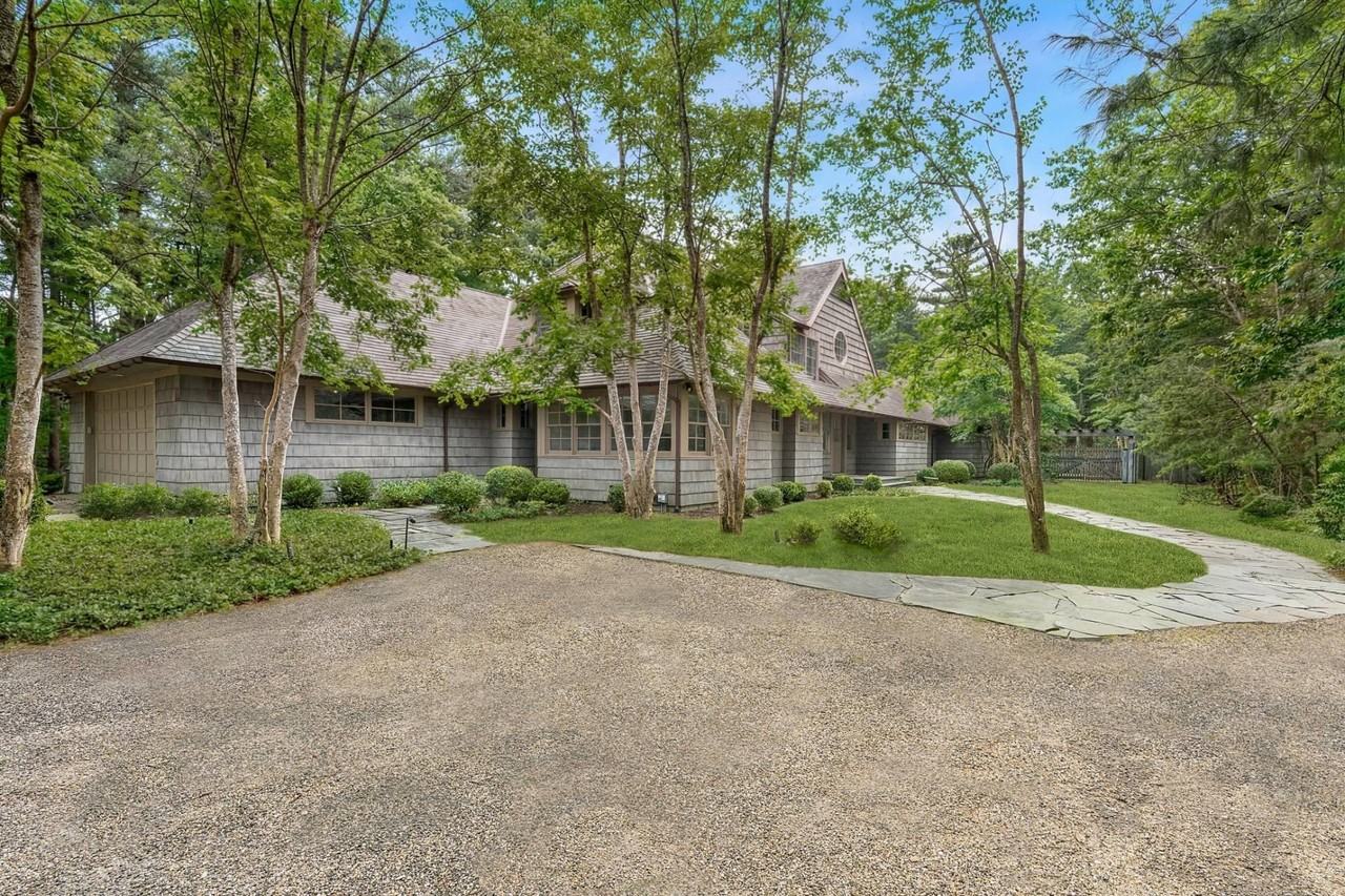 211 Swamp Rd - Photo 5 of 23