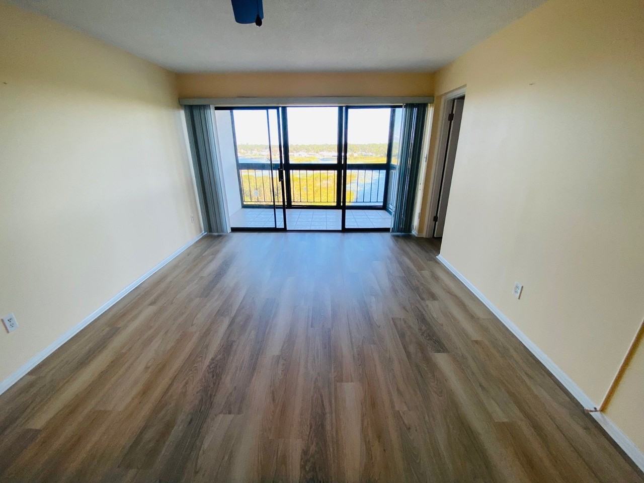 117 Country Club Dr #702 - Photo 3 of 30