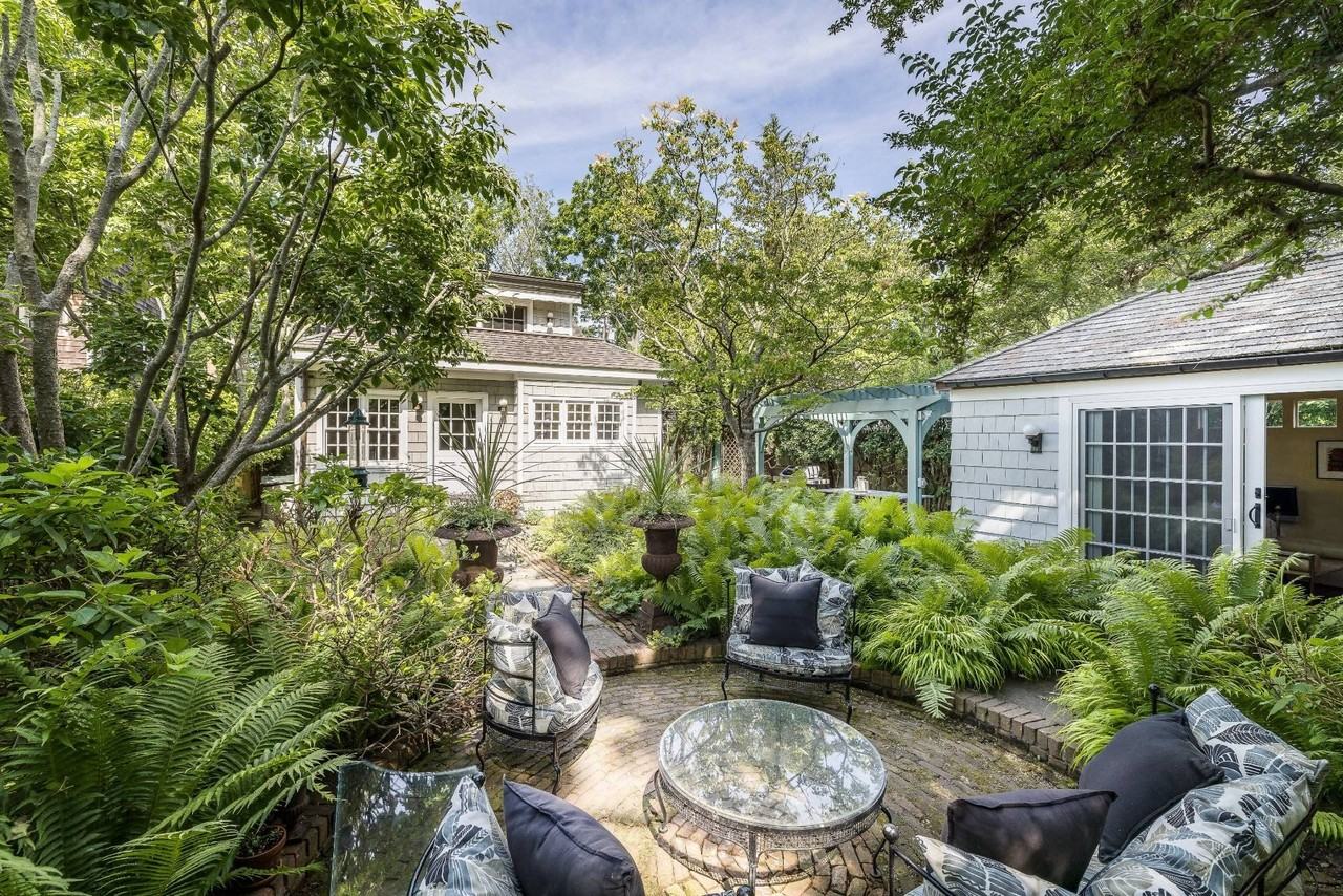 39 Garden St - Photo 2 of 15