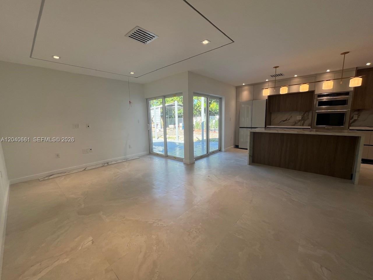 16805 Sw 109th Ct - Photo 4 of 8