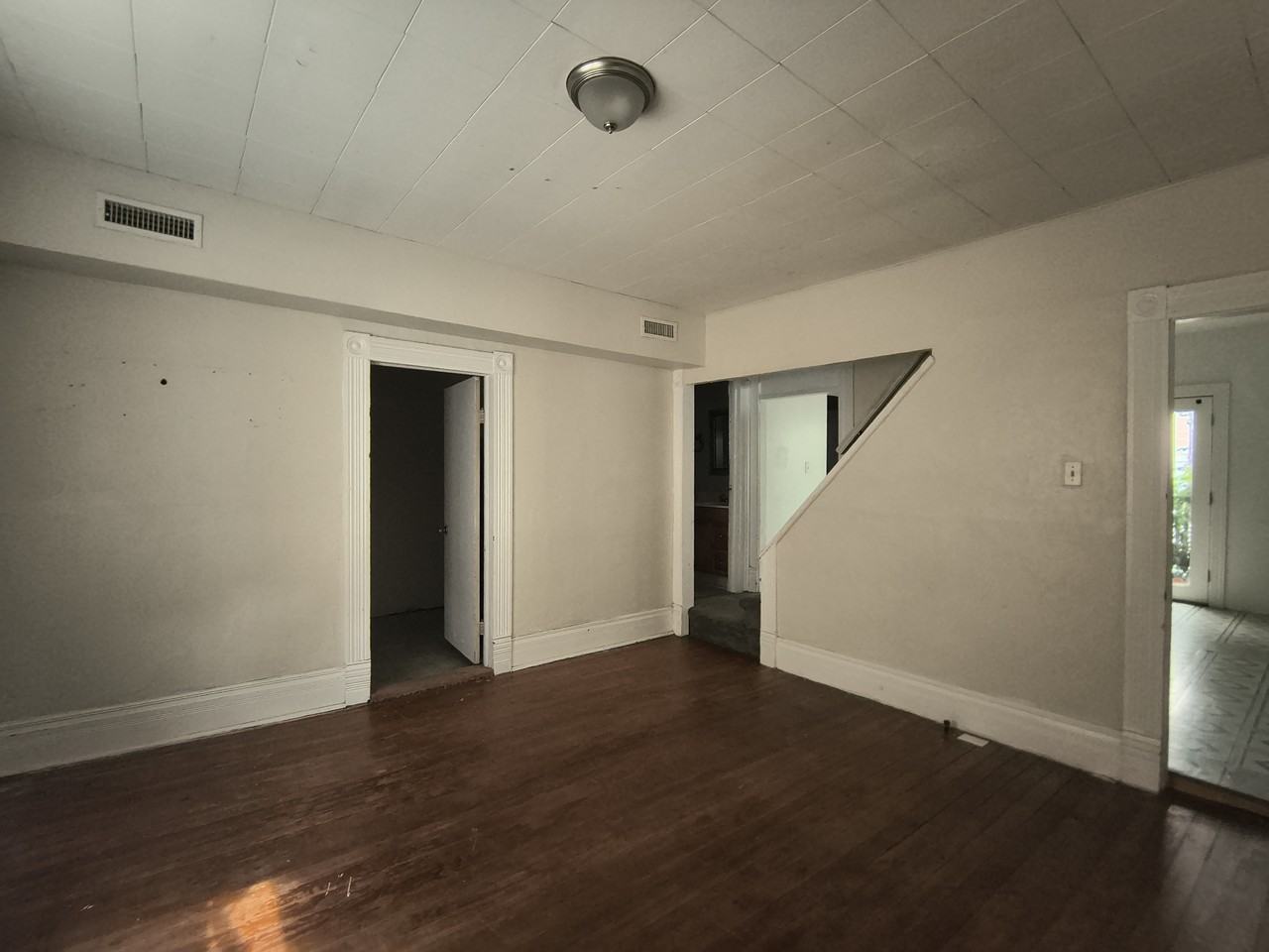402 E Warner Ave #1 - Photo 4 of 16