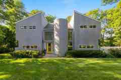 79 Spring Pond Ln - Photo 1 of 1