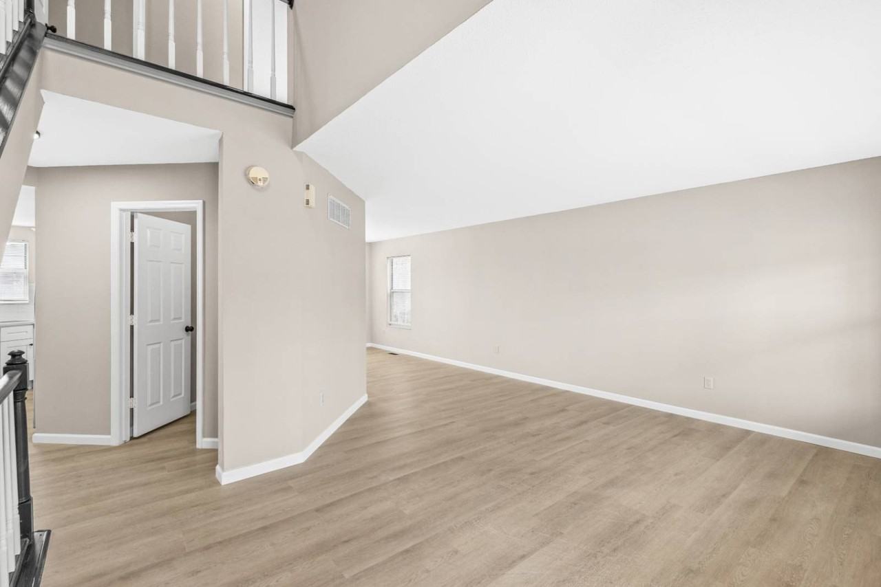 3107 Lavender Ln - Photo 6 of 32