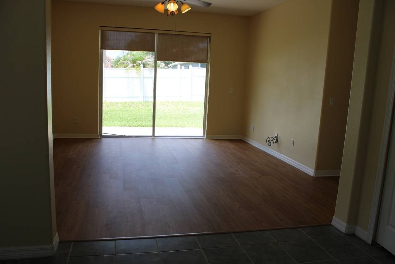 353 Heather Hills Dr - Photo 2 of 21