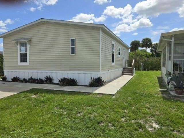 9283 Sw Mary Dr #87