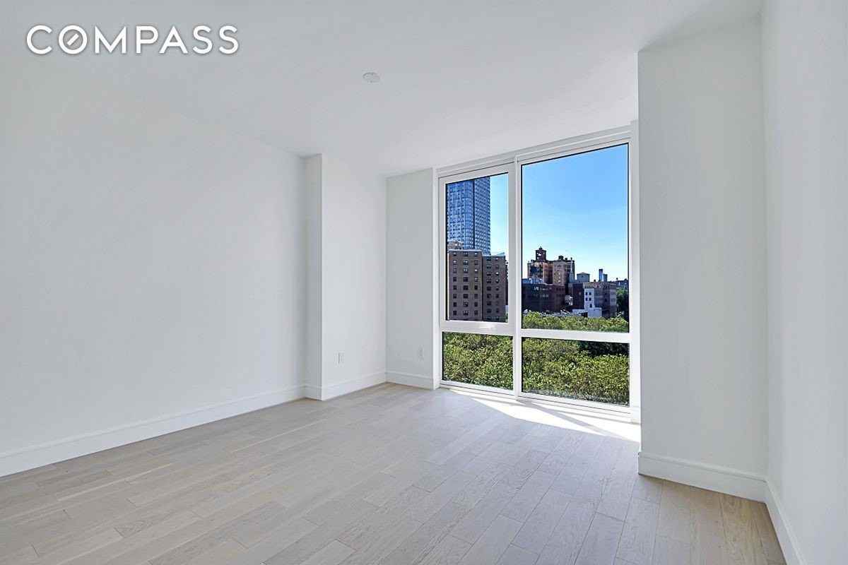 1399 Park Ave #7B - Photo 6 of 13