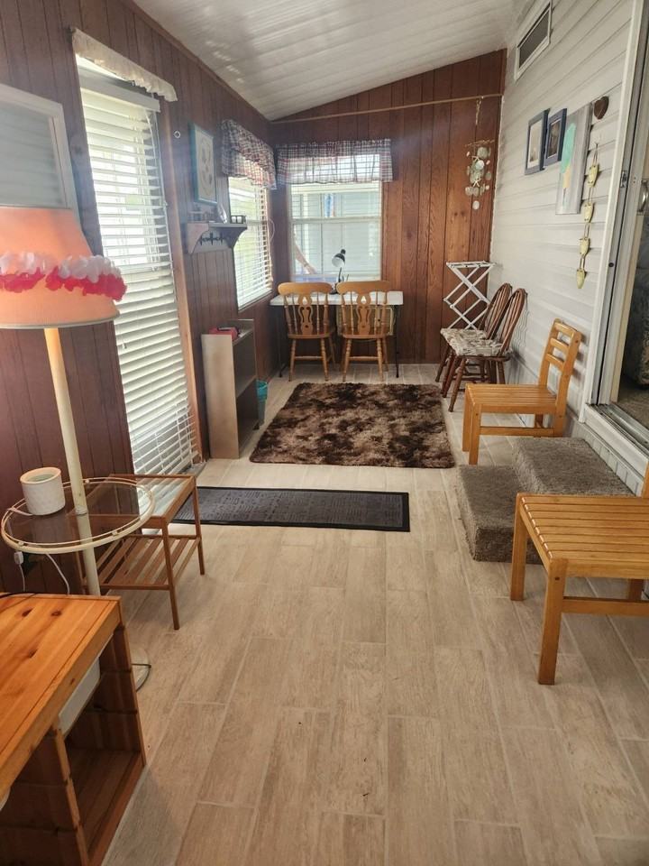 3943 Honolulu Dr - Photo 7 of 19