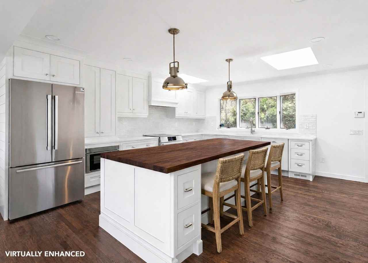 39 Maple Ln - Photo 4 of 14