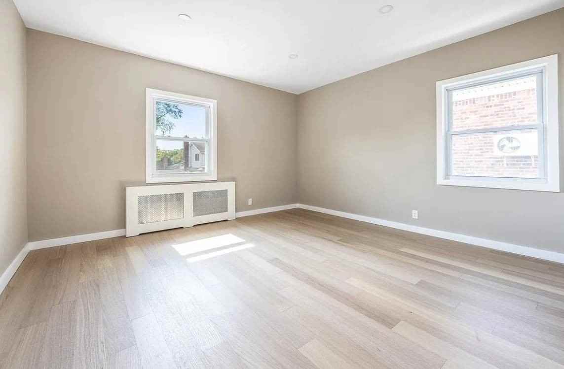20812 53rd Ave #1stFL - Photo 4 of 4