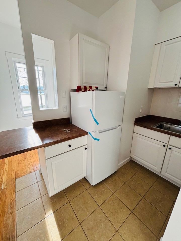 420 Littleworth Ln - Photo 5 of 13