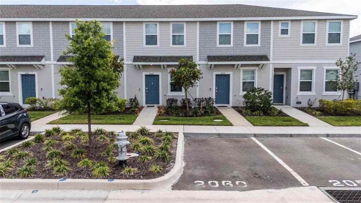 2060 Viewfinder St - Photo 2 of 23