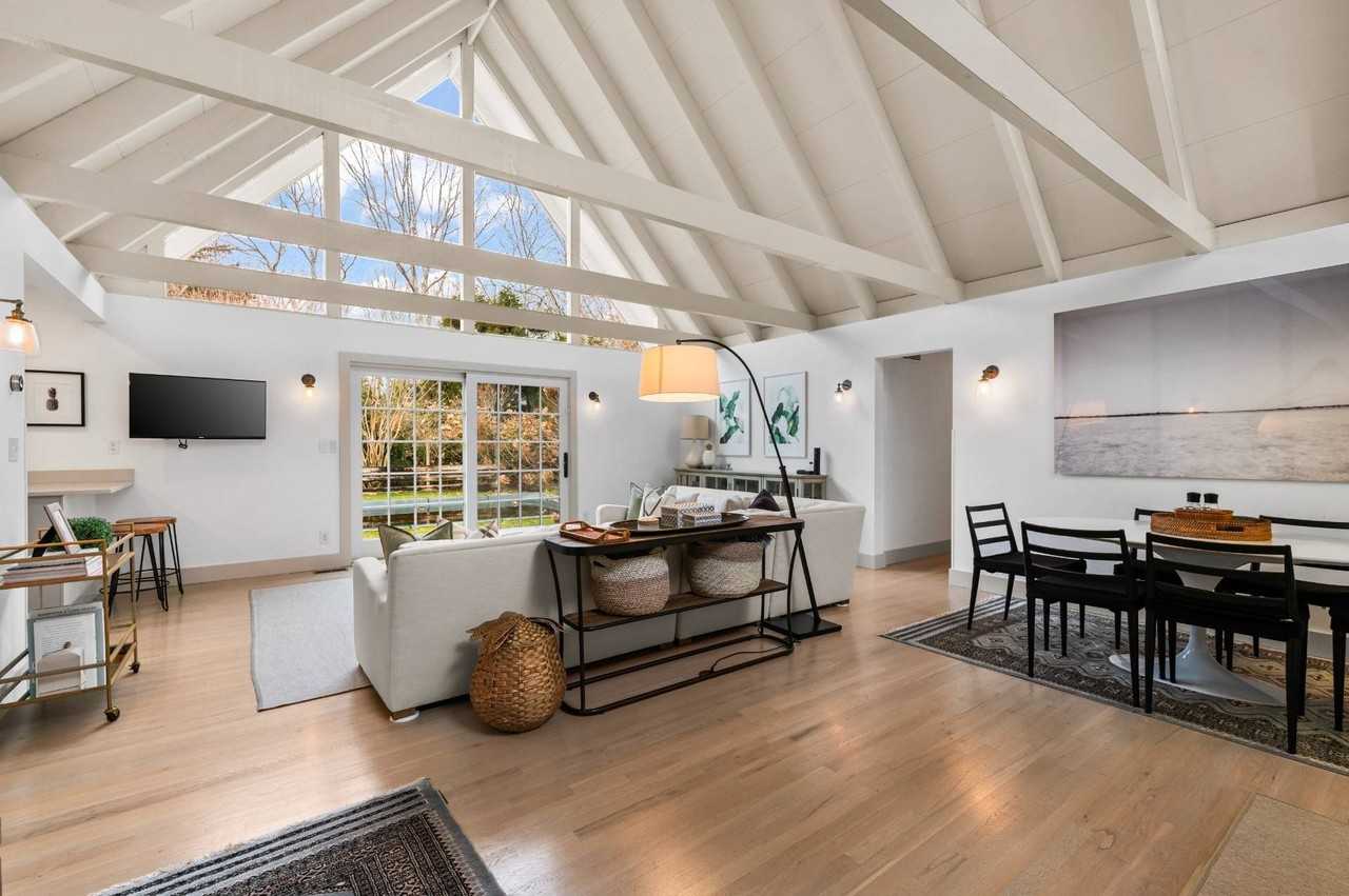 15 Boxwood St - Photo 6 of 33