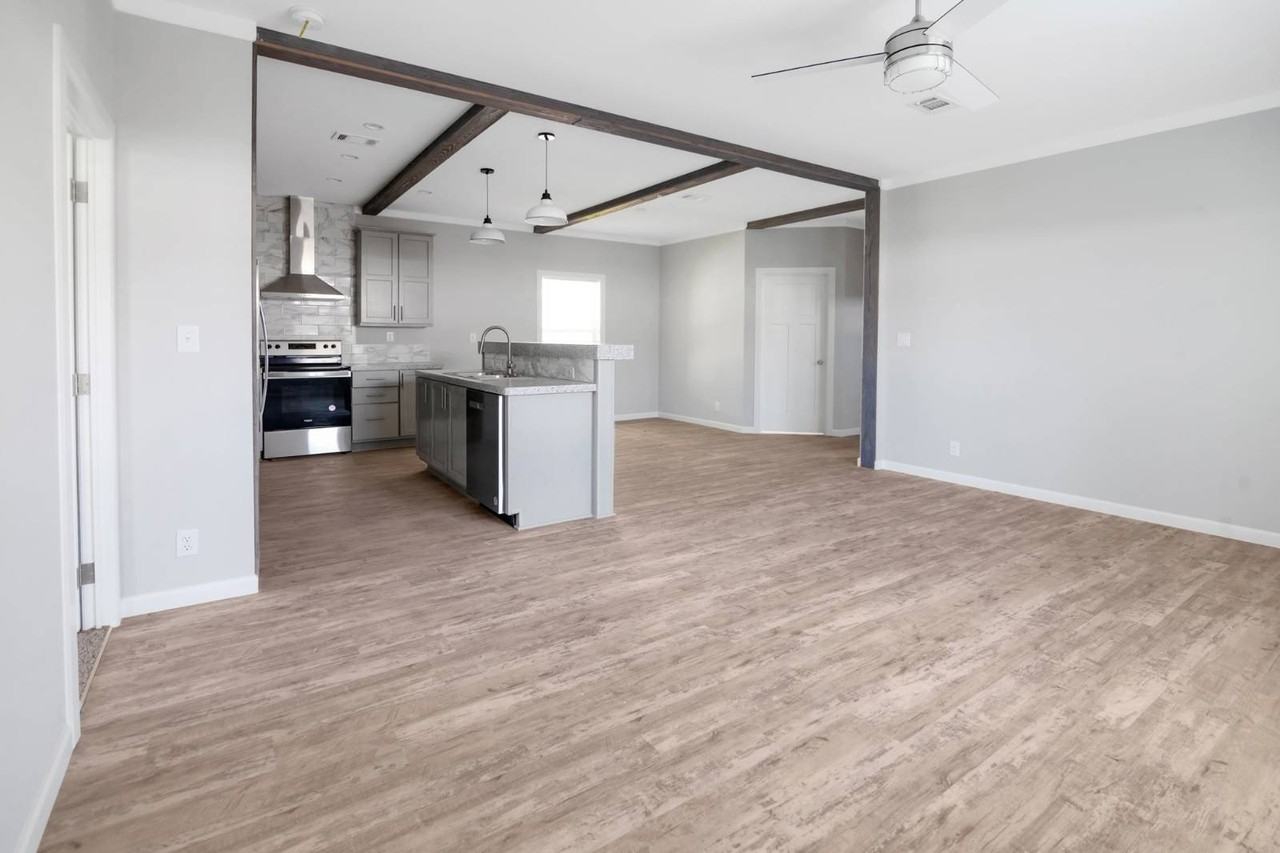 1451 Whispering Pines Loop #1451 - Photo 7 of 18