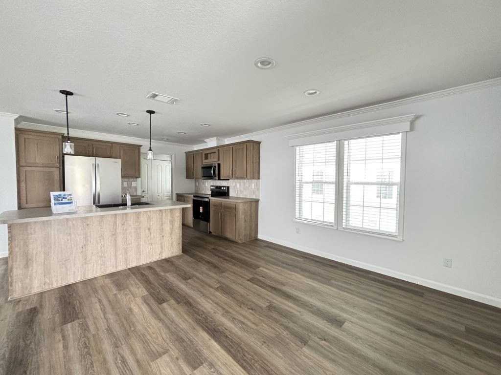 7443 43rd Way N #579 - Photo 4 of 19