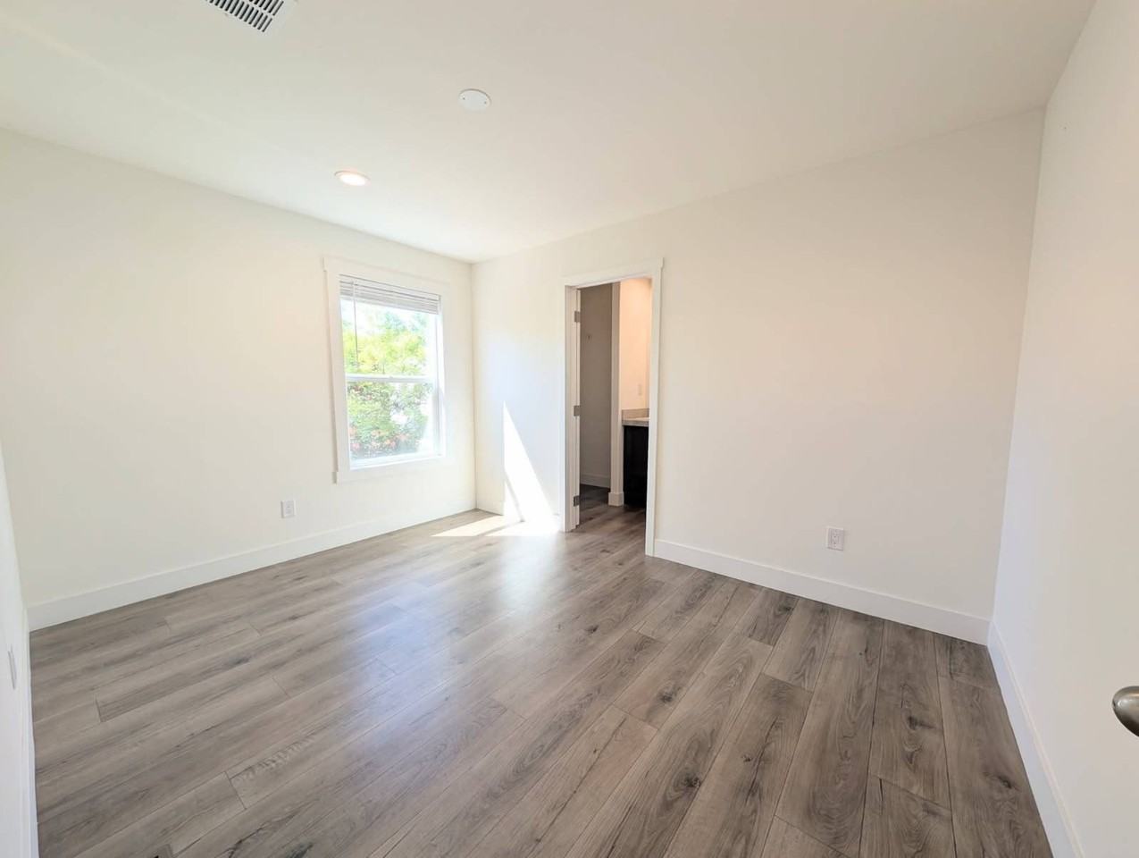 400 Sulphur Bank Dr #64 - Photo 3 of 9