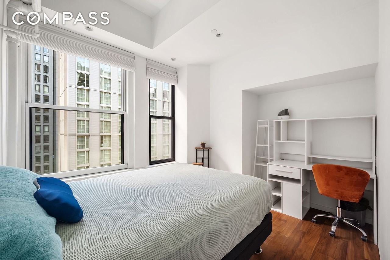 315 W 36th St #11D - Photo 5 of 9