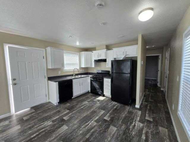 2537 Las Vegas Blvd N #51 - Photo 3 of 5