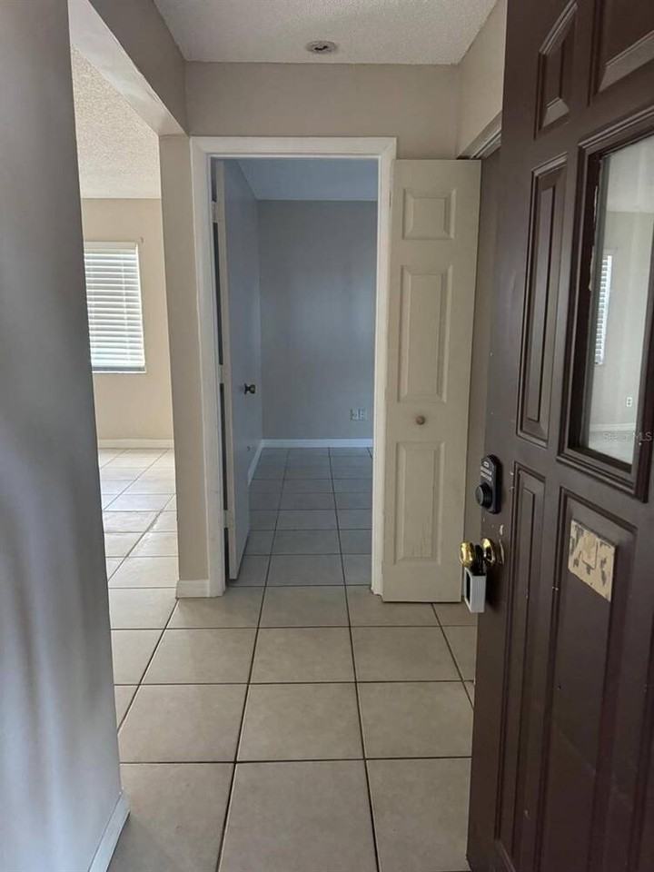 2416 Se Garden Ter #203 - Photo 2 of 17
