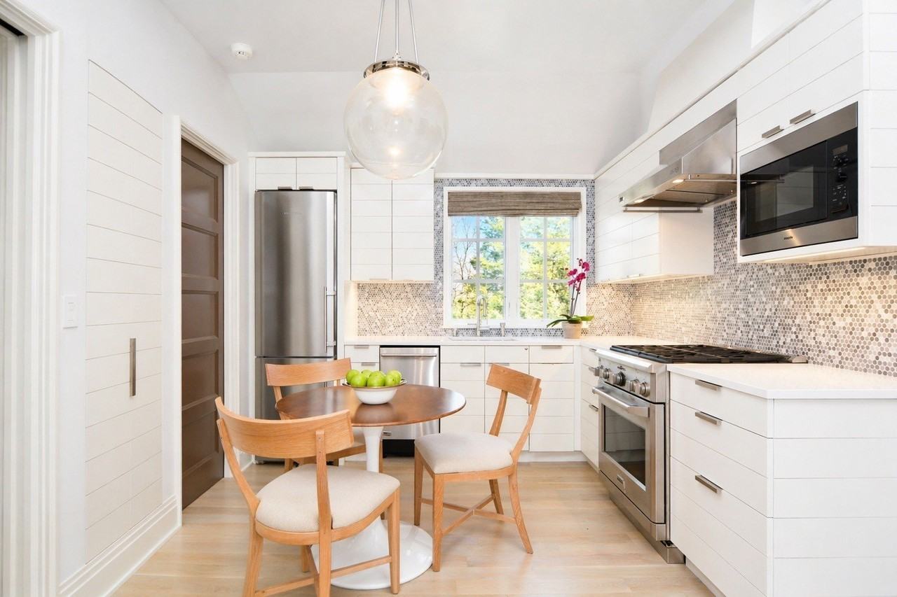 411 Montauk Hwy - Photo 3 of 7