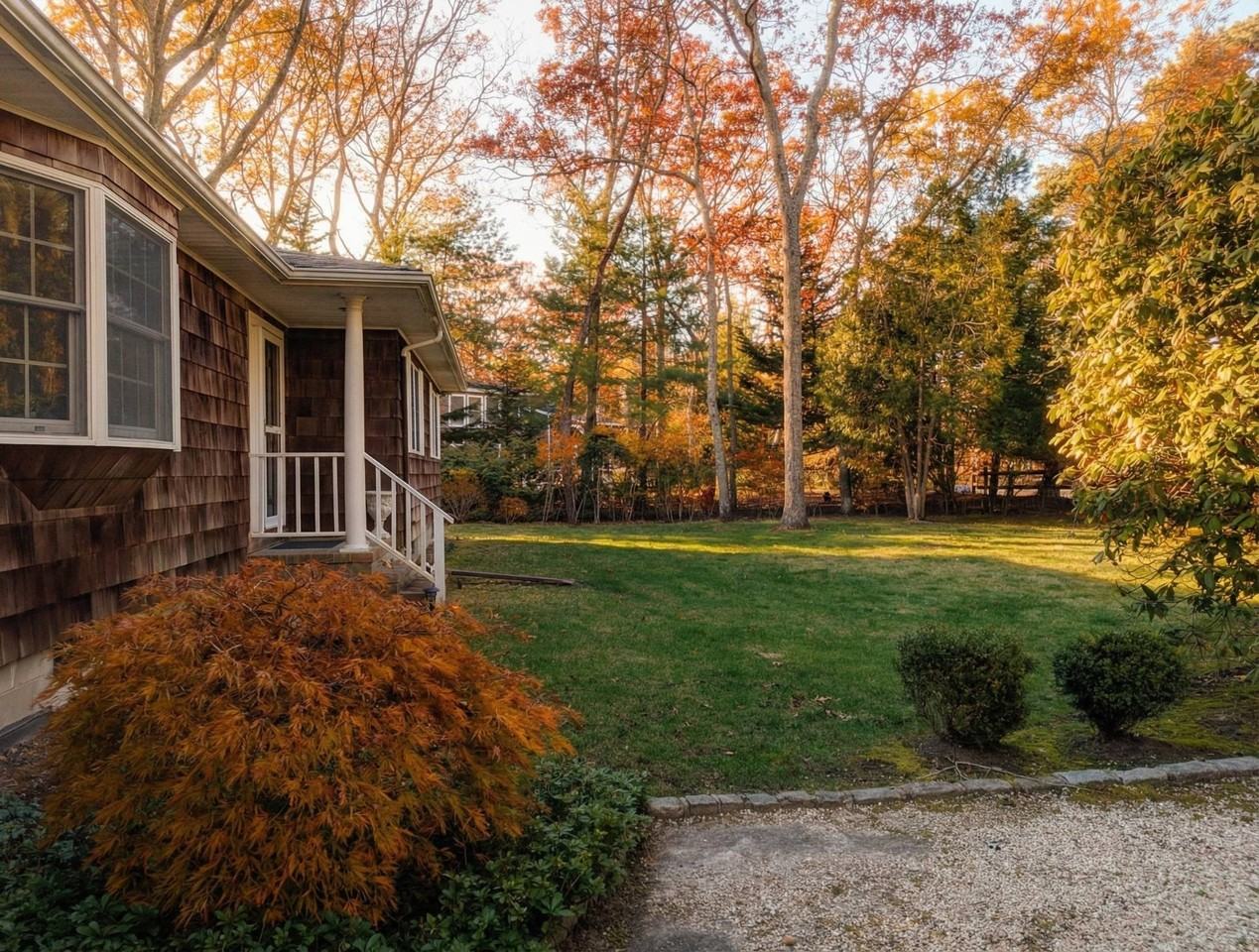 51 Wainscott Rd - Photo 4 of 18