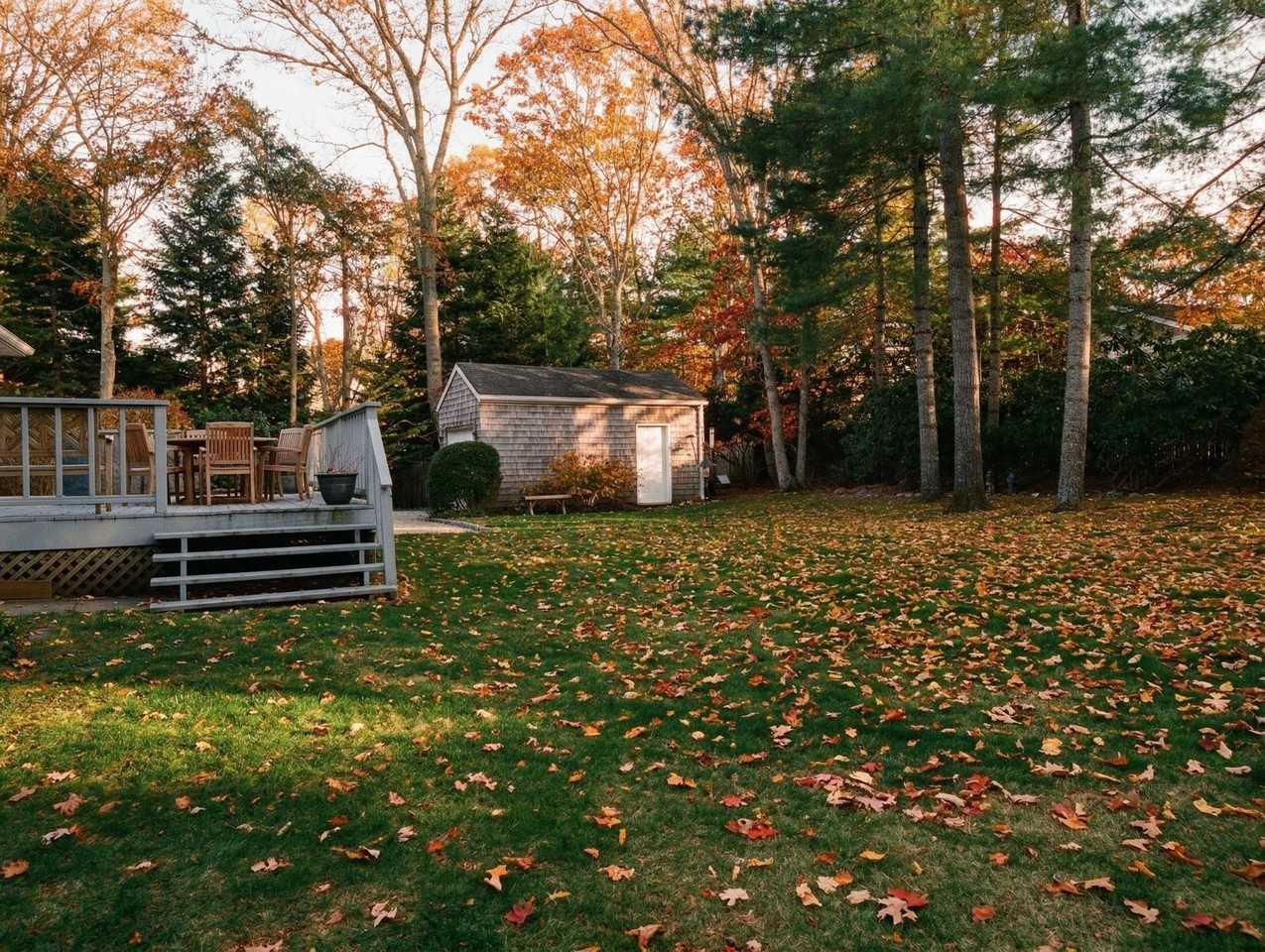 51 Wainscott Rd - Photo 5 of 18