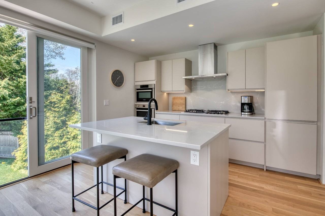 7 Cadmus Rd - Photo 6 of 13