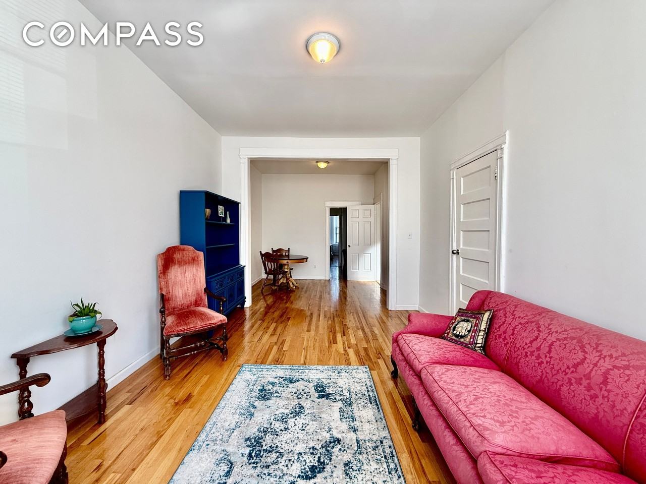 149 E 35th St #2 - Photo 3 of 10