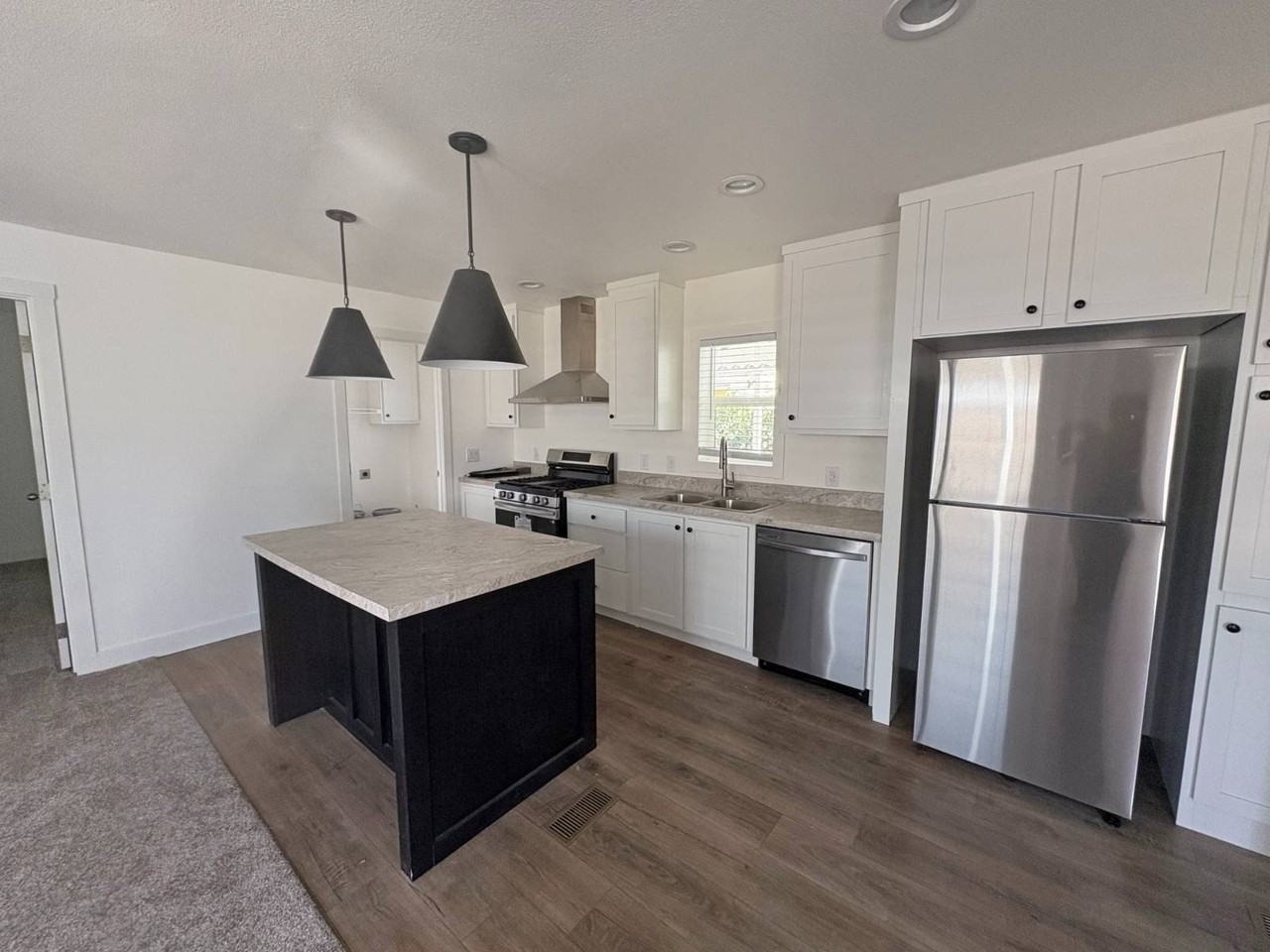1700 S State St #20 - Photo 3 of 17