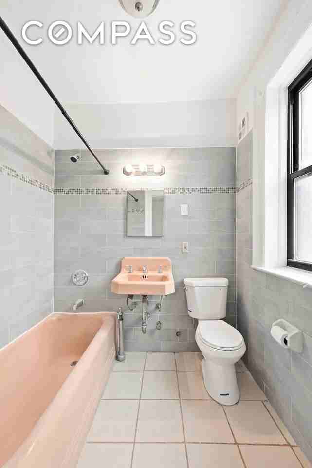 357 Sterling Pl #C1 - Photo 5 of 8
