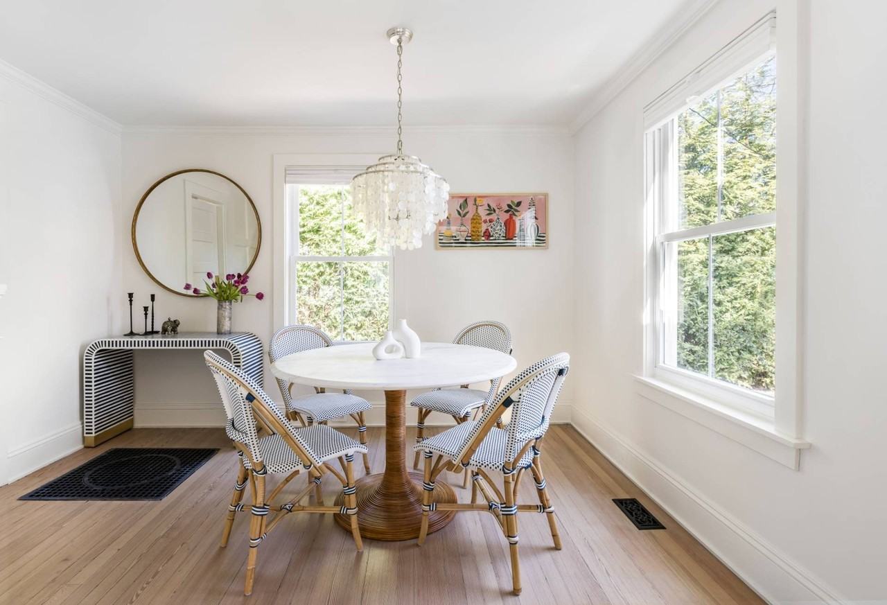 33 Halsey Ave - Photo 4 of 13