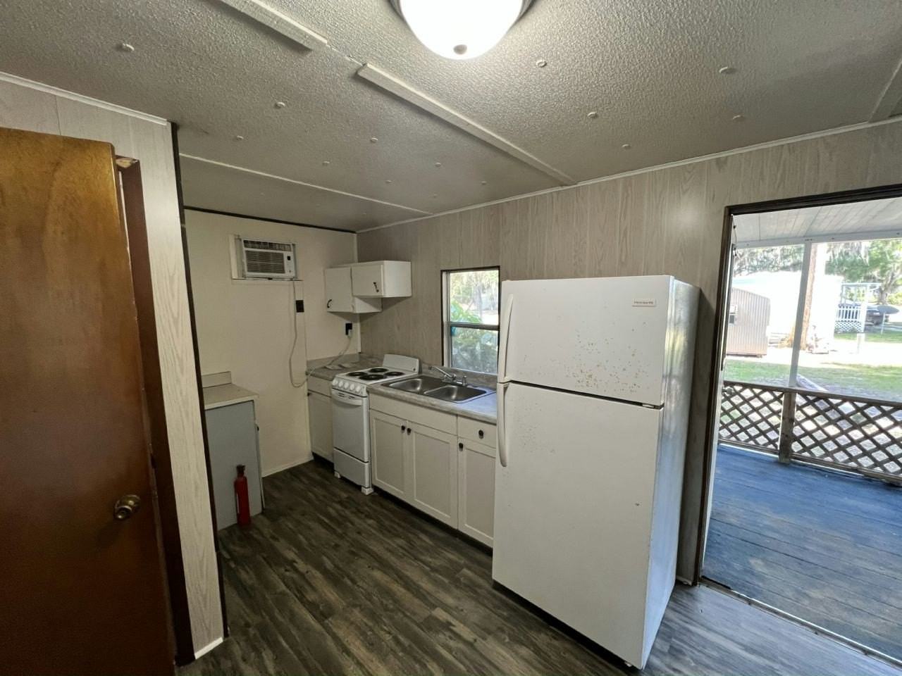 7963 Elliott Rd #7963 - Photo 3 of 10