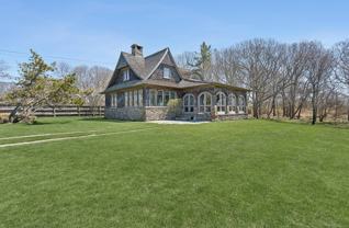 517 E Lake Dr - Photo 1 of 1