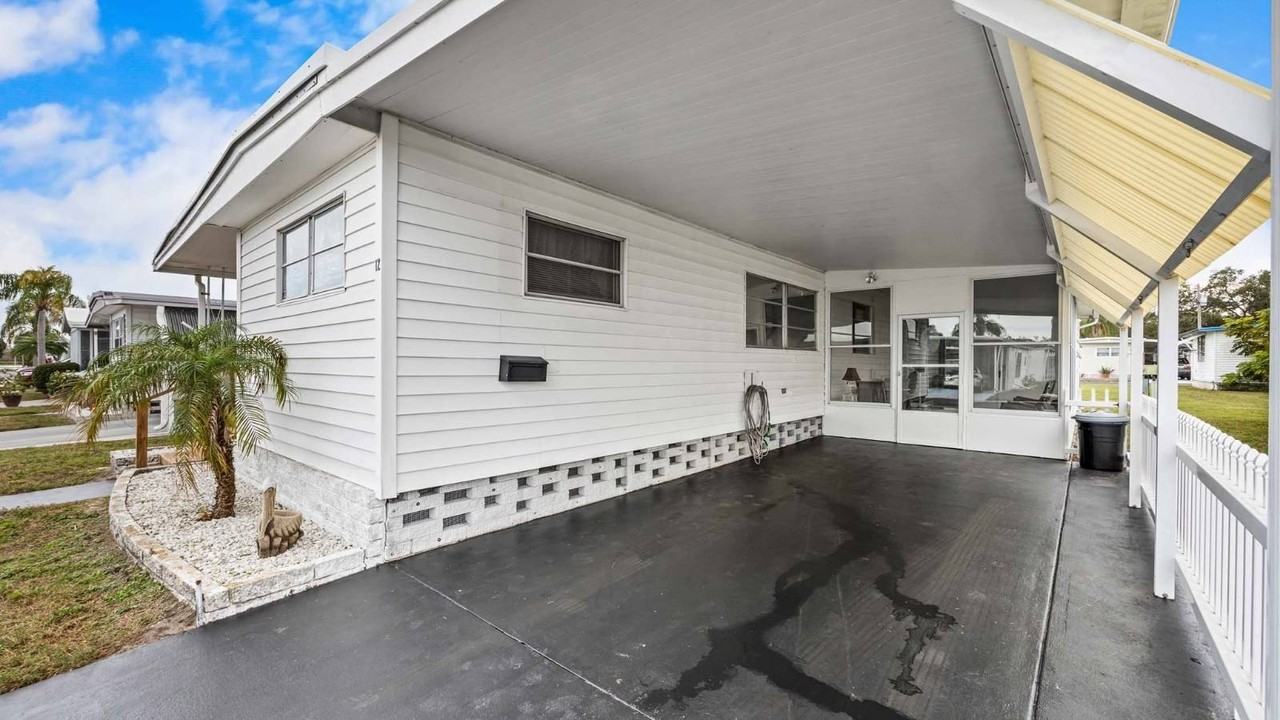 12651 Seminole Blvd #12C - Photo 4 of 41
