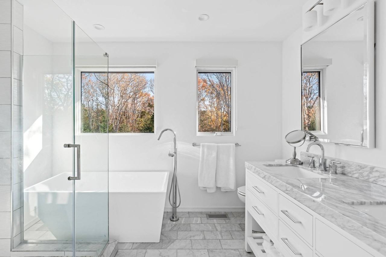 316 Kings Point Rd - Photo 7 of 13