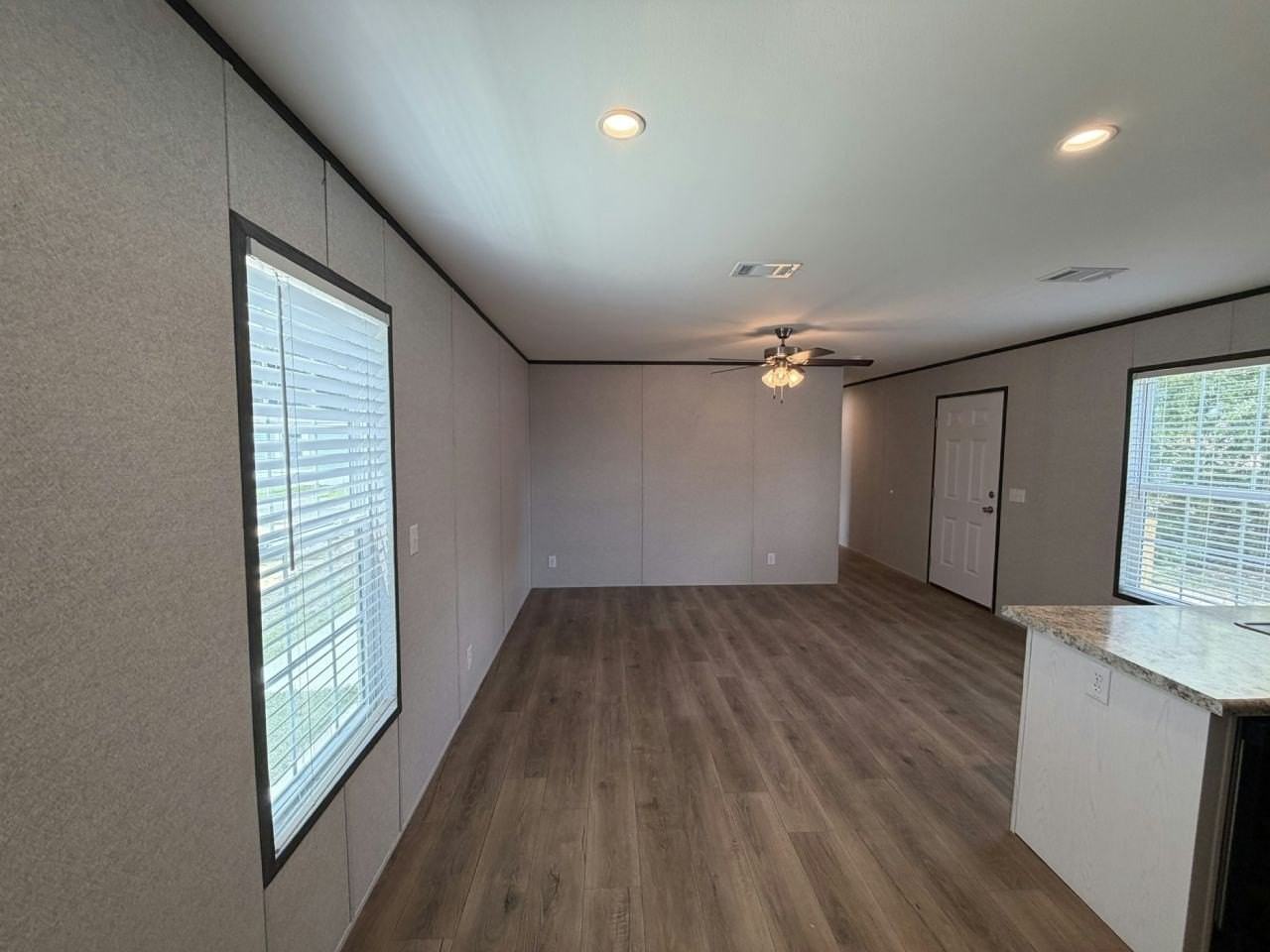 156 Lakeside Garden Cir #156 - Photo 5 of 24