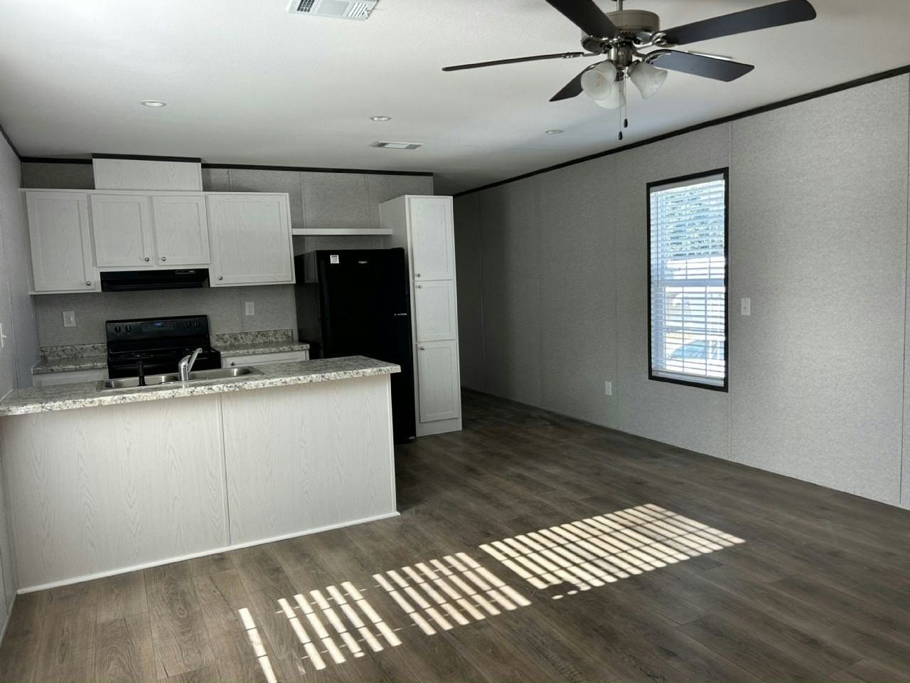 5537 Our Ln #5537 - Photo 2 of 12