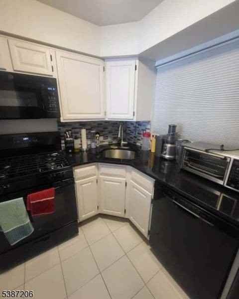 1203 Jesse Way - Photo 4 of 9