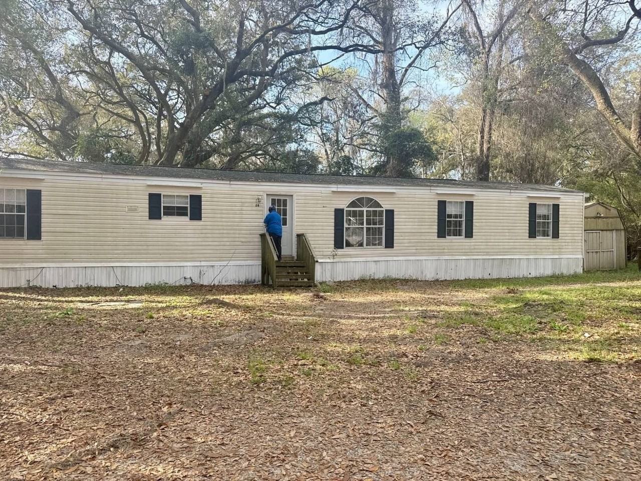 28 Westgate Cir