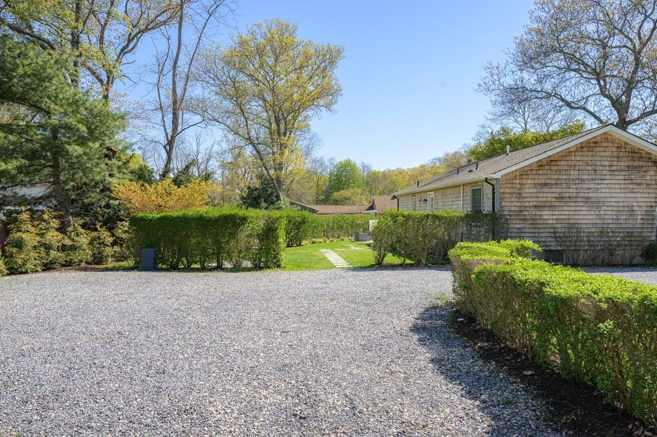 126 Narrow Ln - Photo 5 of 16