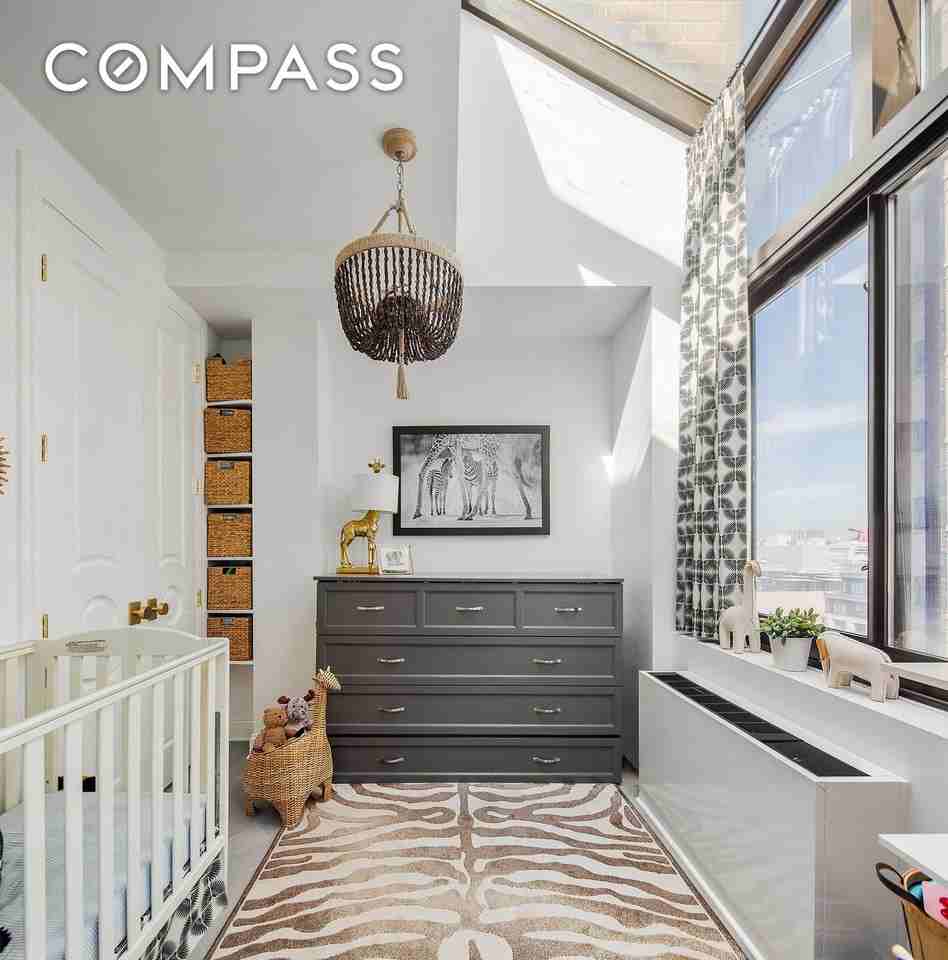 529 W 42nd St #9R - Photo 5 of 10